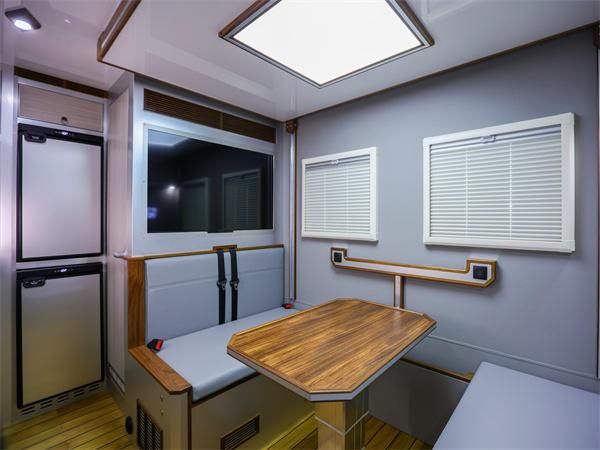 4023四驱顶级越野房车现车销售全国AG真人登录入口25款奔驰乌尼莫克U(图4)