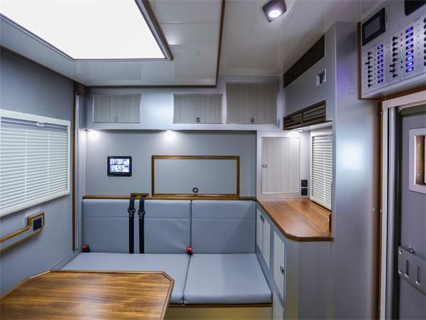 4023四驱顶级越野房车现车销售全国AG真人登录入口25款奔驰乌尼莫克U(图3)