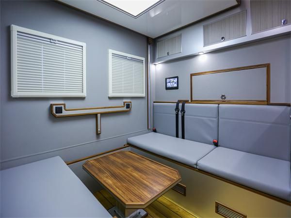 4023四驱顶级越野房车现车销售全国AG真人登录入口25款奔驰乌尼莫克U(图6)