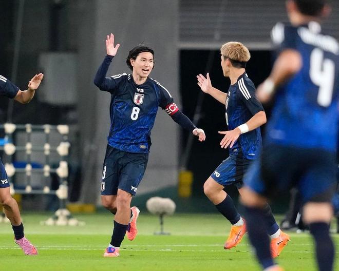 3-2逆转巴西终结36年不胜纪录！AG真人直营热闻让二追三！日本男足(图8)