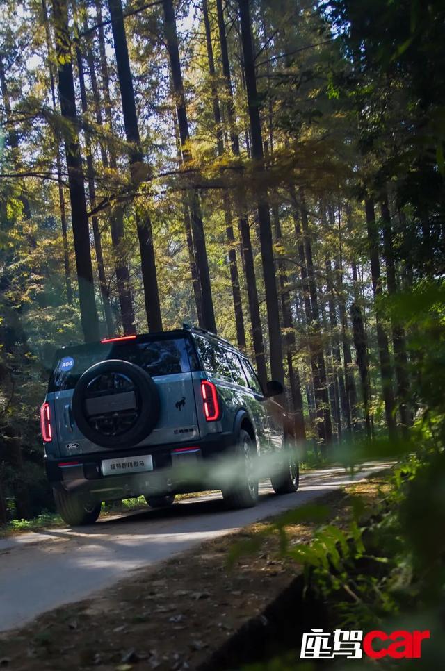 试驾福特智趣烈马 CAR REVIEWSAG真人游戏第一品牌全地形露营SUV——(图4)