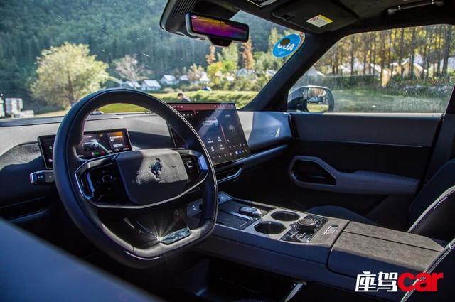 试驾福特智趣烈马 CAR REVIEWSAG真人游戏第一品牌全地形露营SUV——(图6)