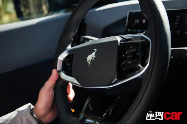 试驾福特智趣烈马 CAR REVIEWSAG真人游戏第一品牌全地形露营SUV——