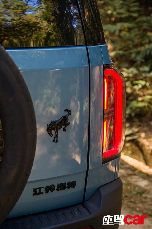 试驾福特智趣烈马 CAR REVIEWSAG真人游戏第一品牌全地形露营SUV——(图3)